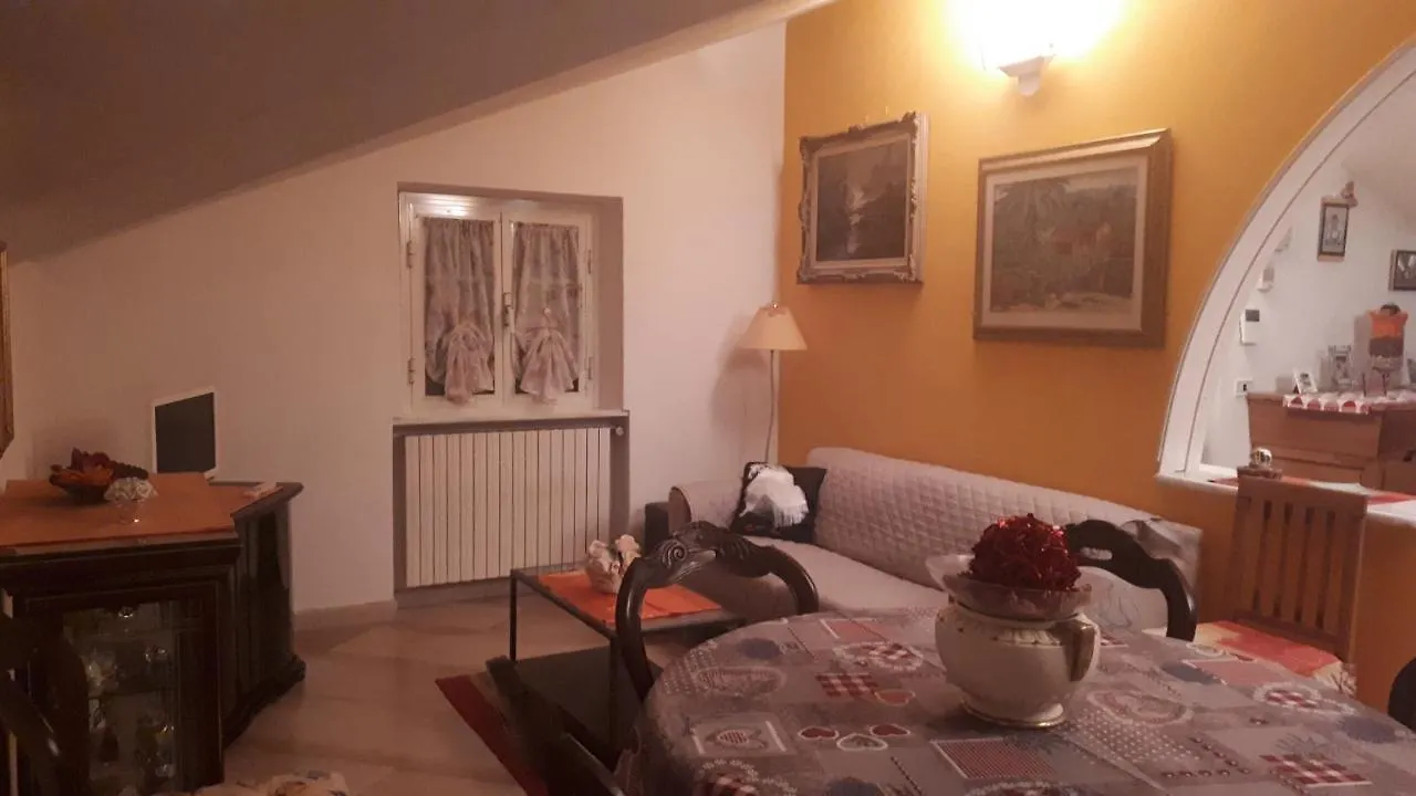L' Oasi Di Elisa Apartment Massa