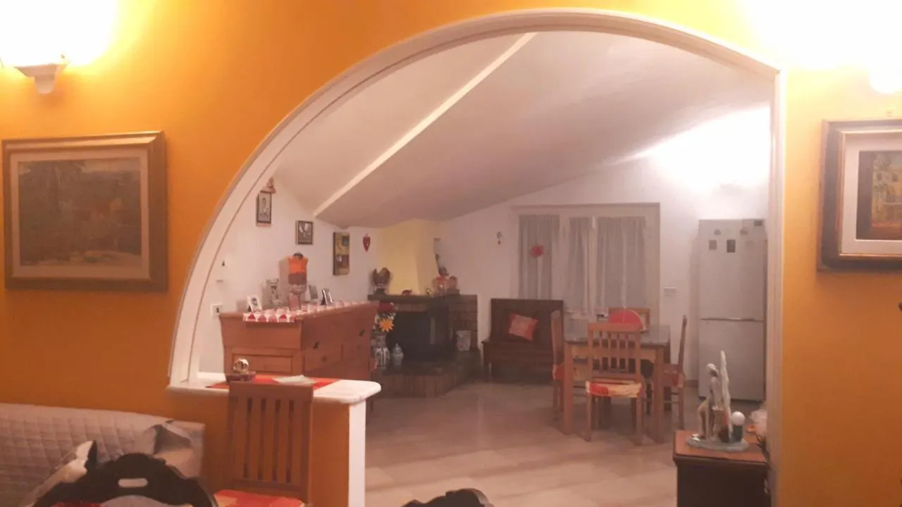 L' Oasi Di Elisa Apartment Massa  Italy