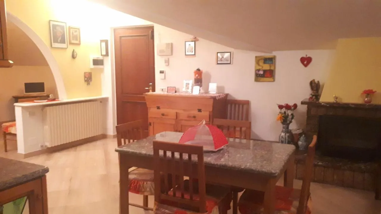 L' Oasi Di Elisa Apartment Massa
