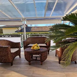 Appartamento Tra Dei Marmi E Marina Di Massa - Il Melograno, Massa (Tuscany)
