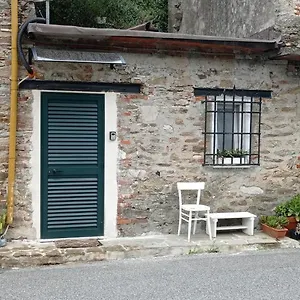 Appartamento The Small Waterfall House, La Cascatella, Massa (Tuscany)